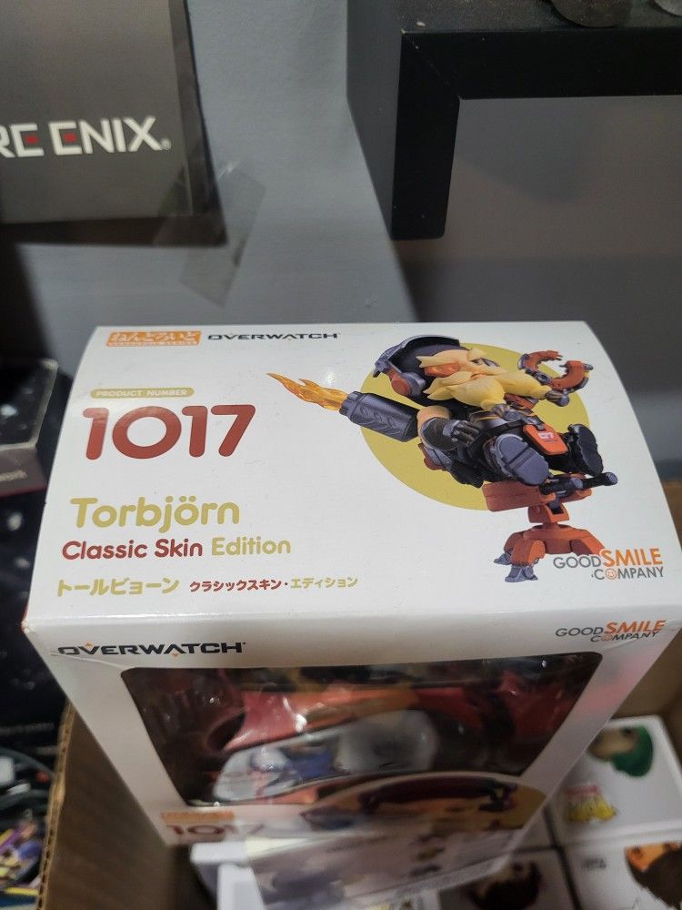 Overwatch Torbjorn And Winston Figures - photo 2
