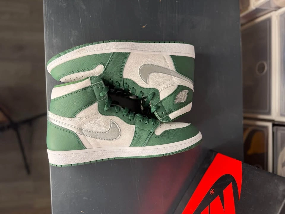 Air Jordan 1 High - Gorge Green Sz 11m - photo 2