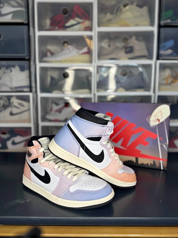 Air Jordan 1 High - Skyline Sz 11m