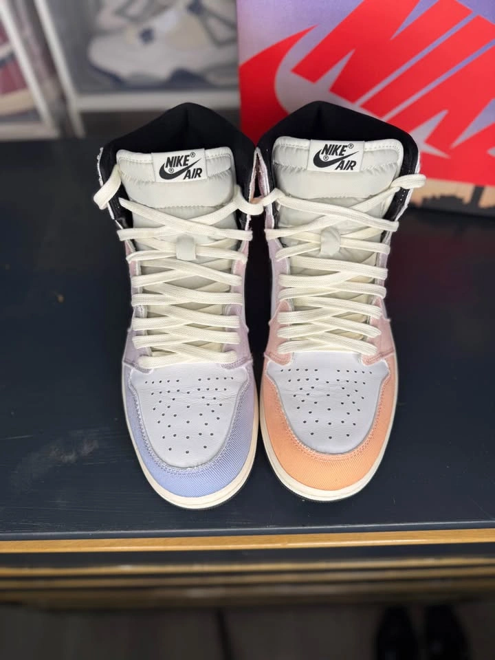 Air Jordan 1 High - Skyline Sz 11m - photo 2