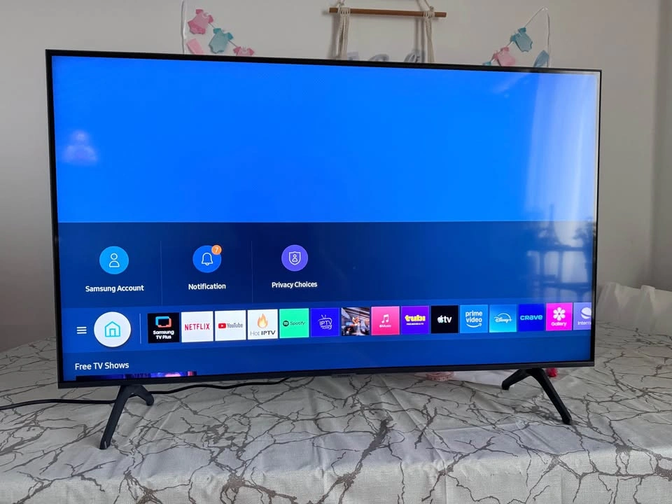 Samsung 43” 4K TV - photo 2