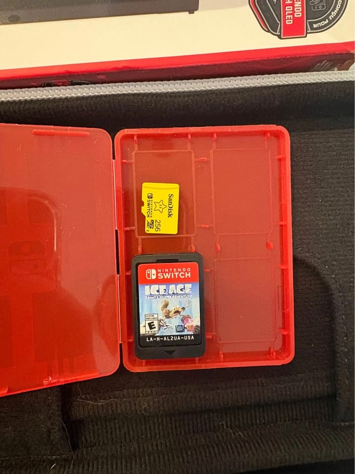 Nintendo Switch OLED White Bundle - photo 4