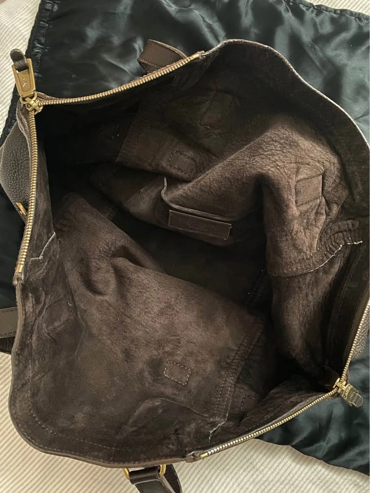 Authentic YSL Yves Saint Laurent Downtown Bag - photo 3