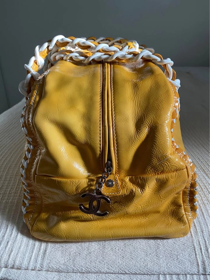 Authentic Limited Edition Chanel Yellow Ombre Bowling Bag - photo 2