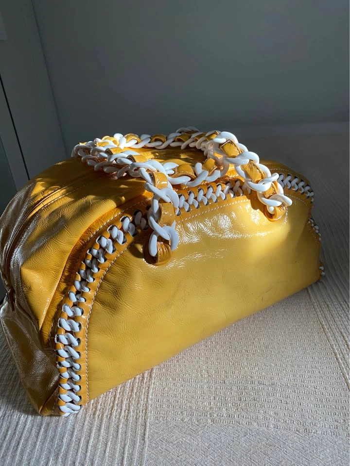 Authentic Limited Edition Chanel Yellow Ombre Bowling Bag - photo 3