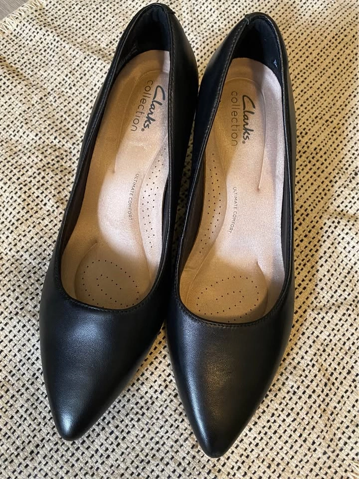 Clark’s Kitten heeled Shoes/ Pumps Size 8 - photo 5