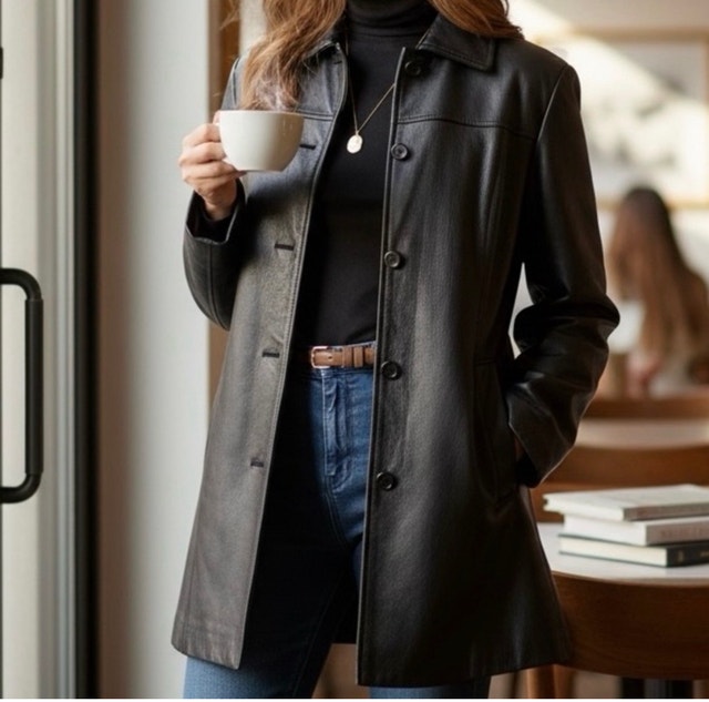 Danier Women's Black Leather Trench Blazer Coat S