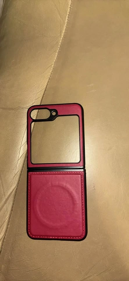 Samsung Galaxy Flip 6 Cases - photo 2