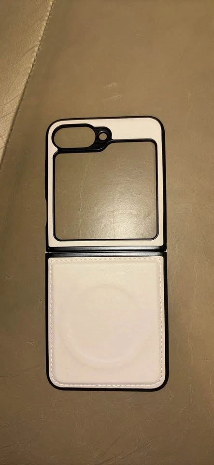 Samsung Galaxy Flip 6 Cases - photo 3