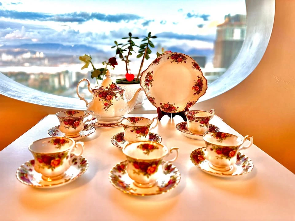 Royal Albert Old Country Roses Teacup and Saucer - photo 2