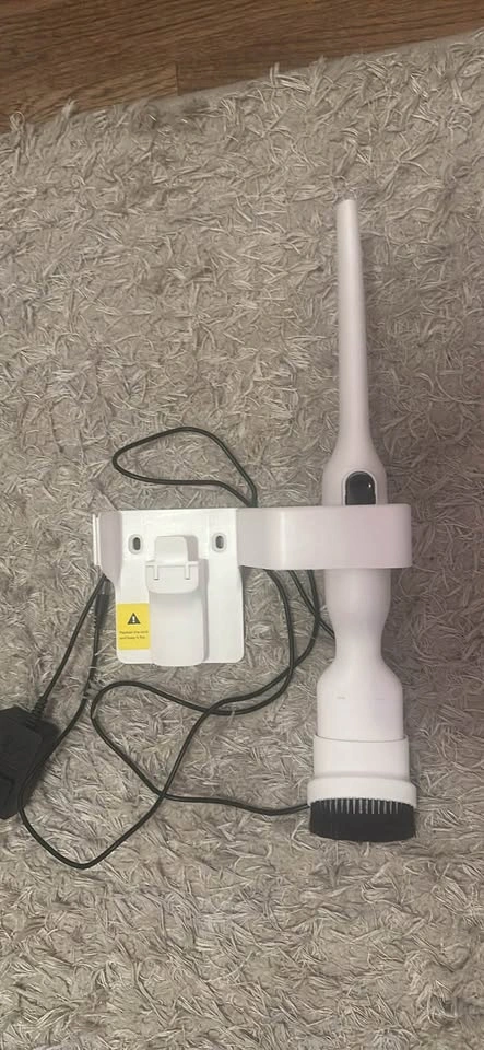 Tineco Cordless Vacuum Cleaner with Attachments and Wall Mount - photo 4