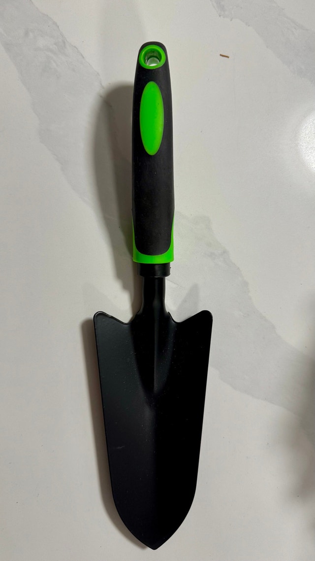 NEW - Garden Shovel - photo 3