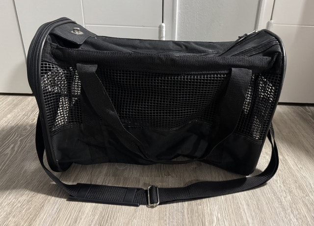 Breathable Travel Pet Carrier - photo 2