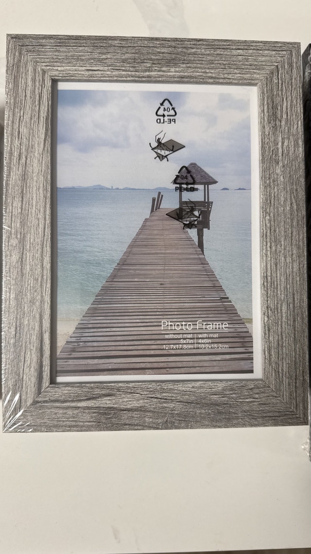 NEW - Gray Wood Grain Picture Frames 5x7, Set of 2