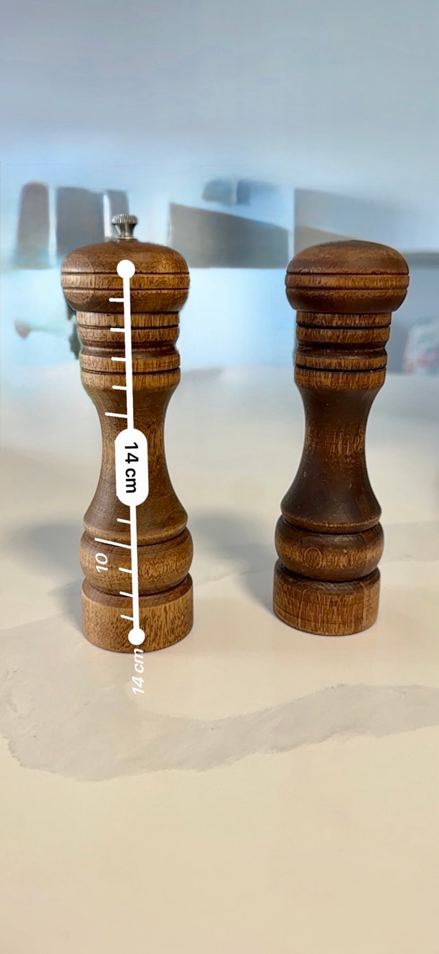 Wooden Pepper Grinder & Salt Shaker Set