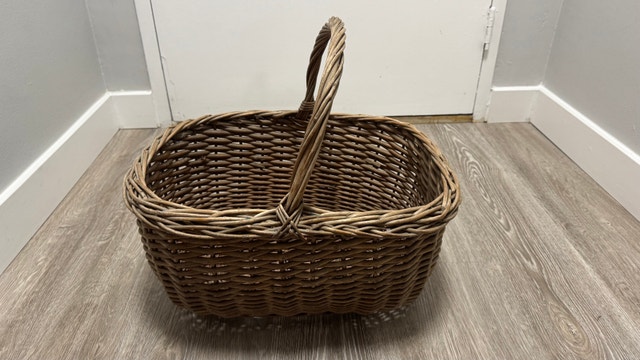Oval Willow Wicker Picnic Basket w/ Handle - 35x26 cm - photo 5