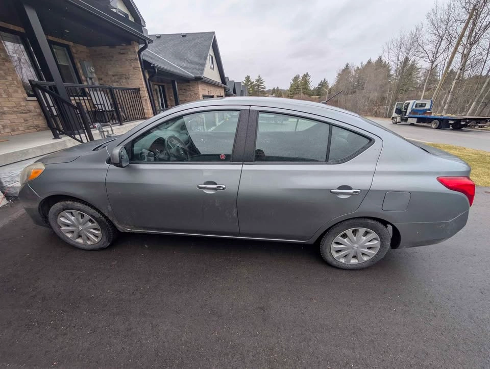2013 Nissan Versa - photo 4