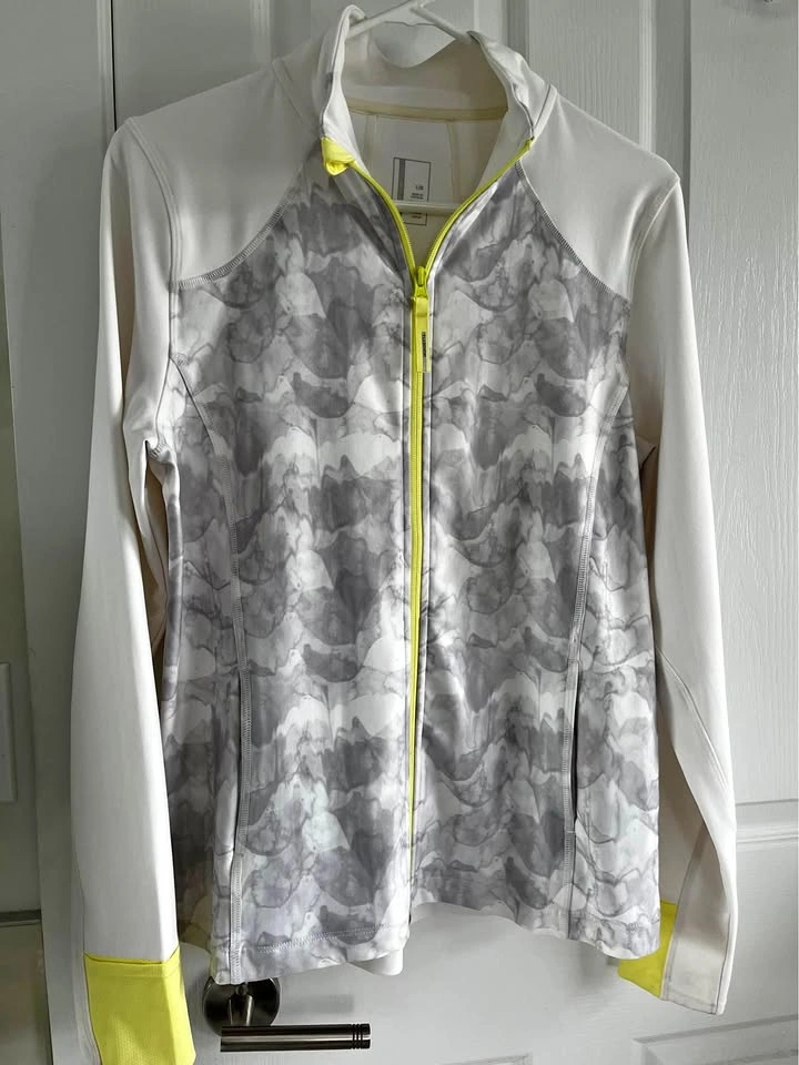 Mondetta Women’s Athletic jacket, size L