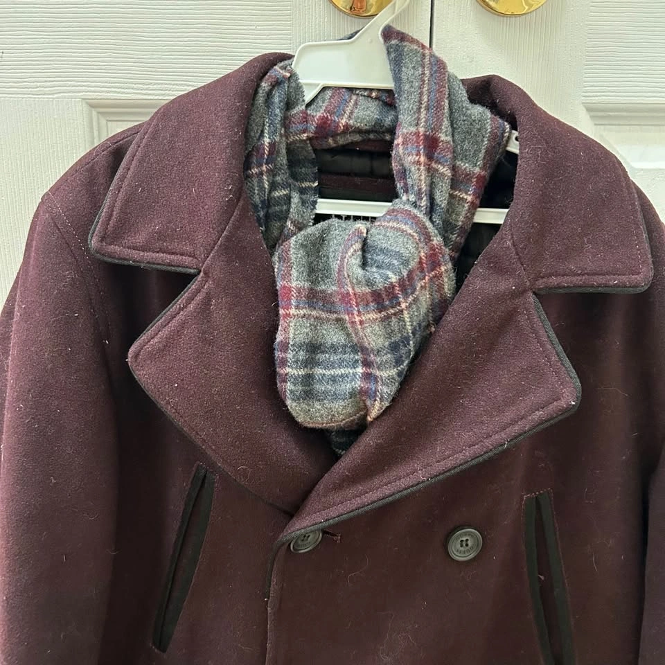 Men's Guess Dark Burgundy Peacoat (Size S) + Scarf - photo 2