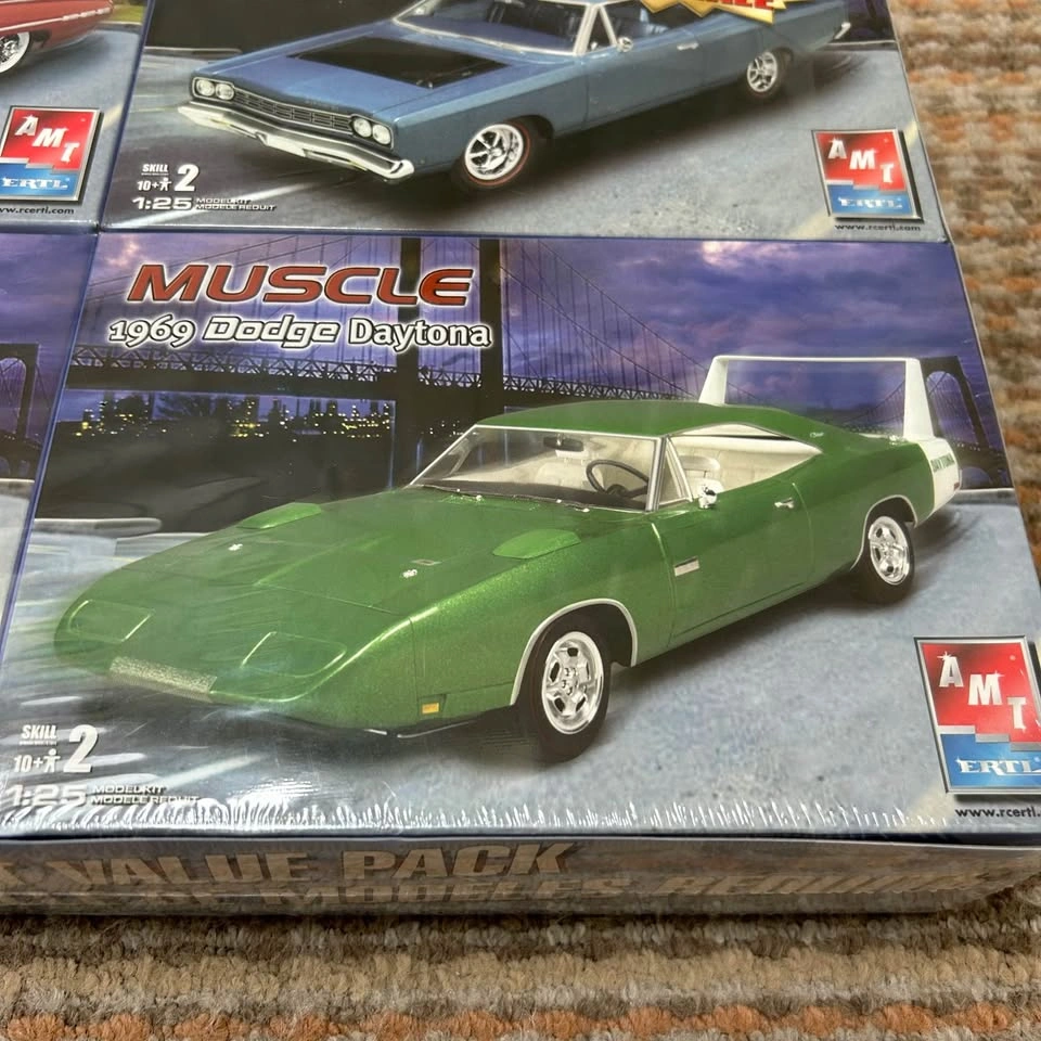 AMT Model Kit Value Pack (Four 1:25 Scale Muscle Cars) - photo 3