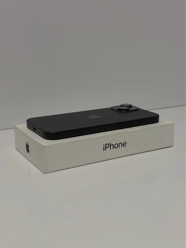 iPhone 15 128GB - Unlocked - photo 3