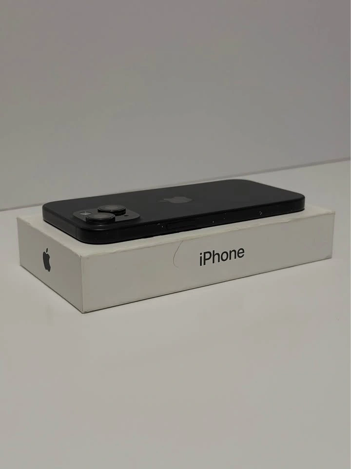 iPhone 15 128GB - Unlocked - photo 4