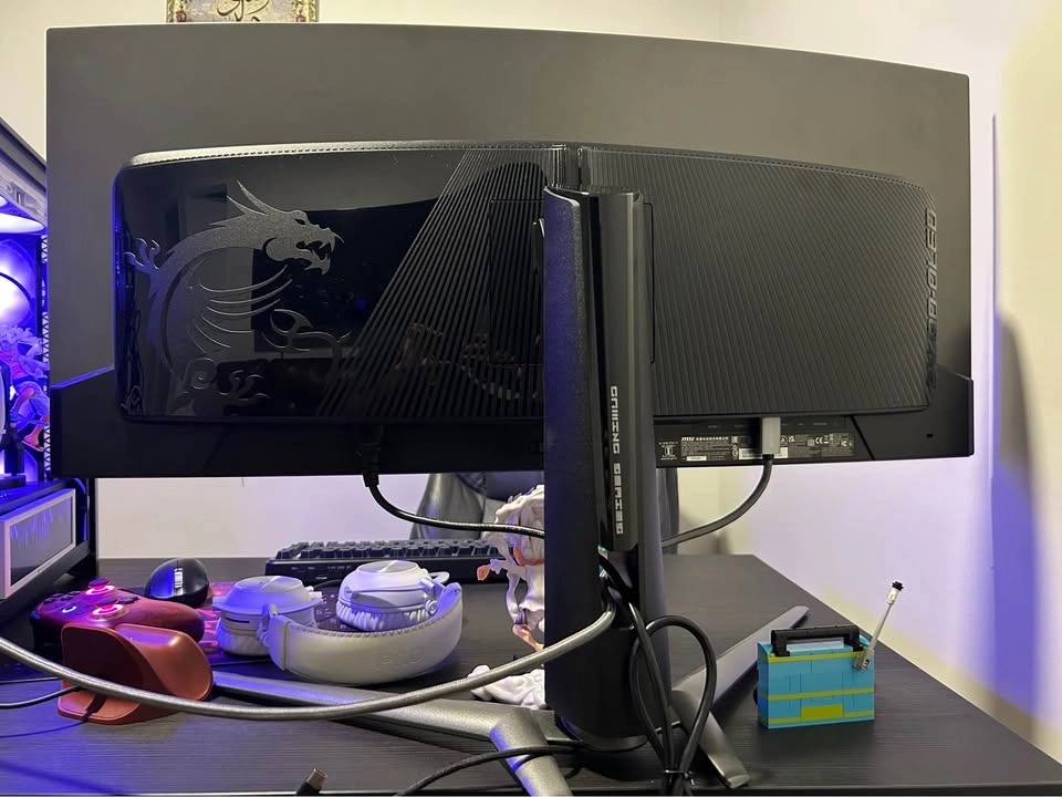 MSI MAG 341CQP QD-OLED 34” 175Hz Ultrawide Gaming Monitor - photo 2