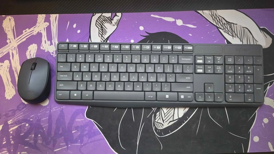 Logitech MK235 Wireless Keyboard and Mouse Combo