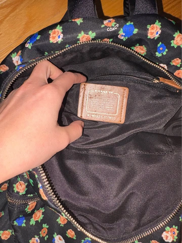 Coach Charlie Backpack – Tea Rose Floral + Wolf Patch - photo 2