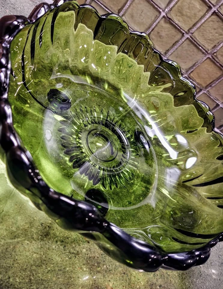 Vintage Green Footed Glass Bowl - photo 3