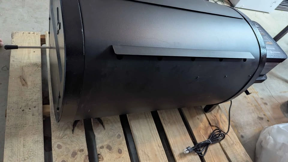 Vermont Castings 1080sq in Pellet Smoker - No Legs - photo 4
