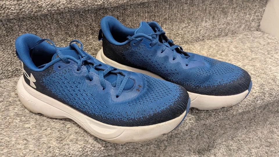 Under Armour Men's Infinite Running Shoes size 11 - photo 2