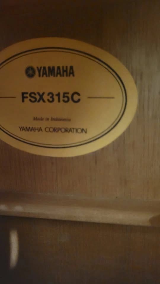 $300 Yamaha FSX315C Acoustic/Electric Guitar - Natural - photo 4