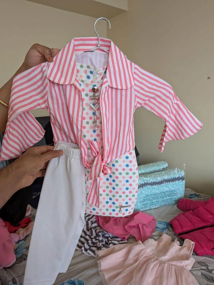 Toddler girls beautiful dresses 12-24 months - photo 3