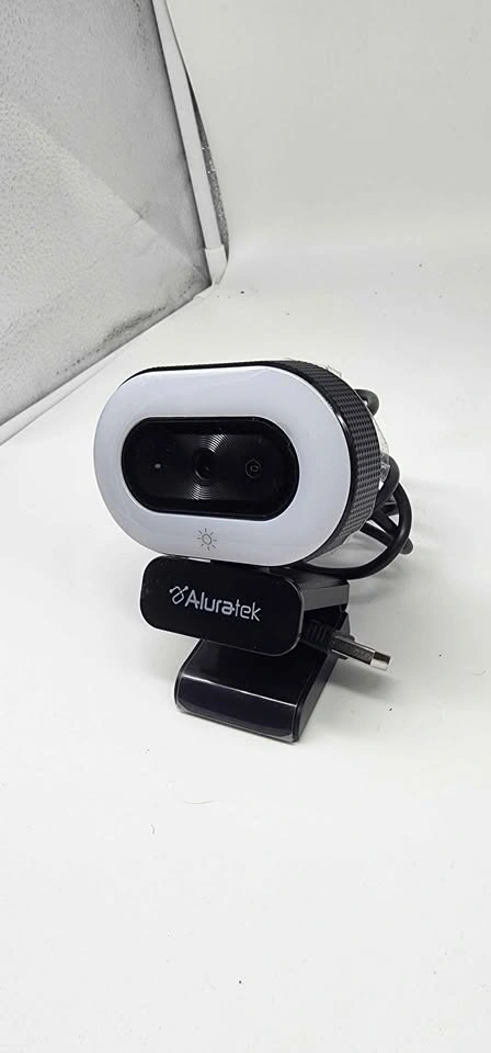 Aluratek 4k Webcam with Integrated Ring Light - photo 2