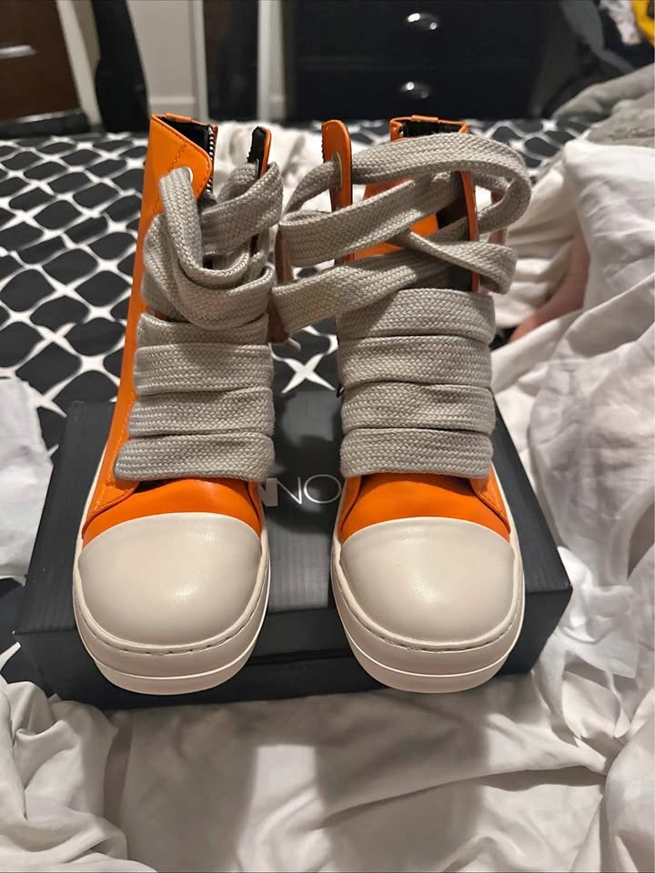 Women's Lace-Up Zip Side High Top Sneakers Size 36 EU