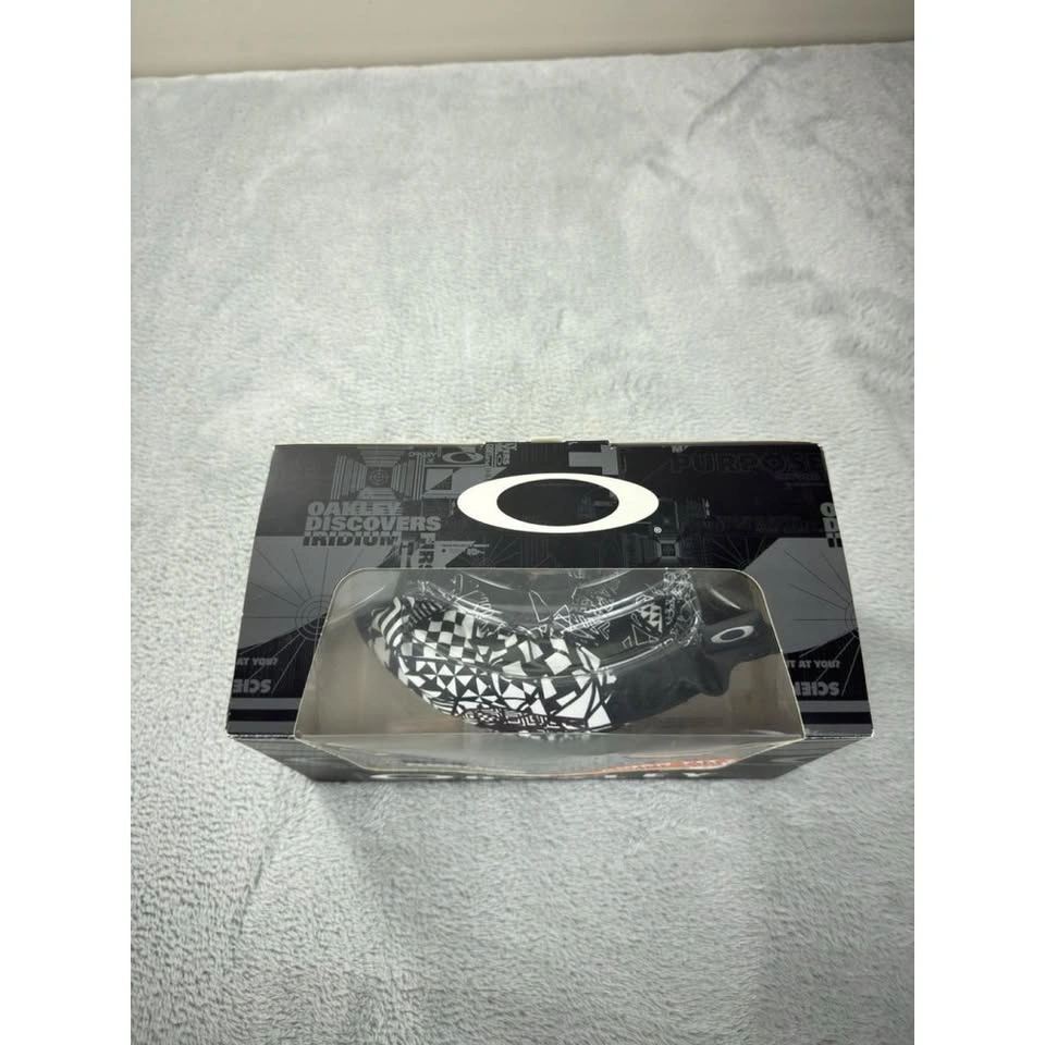 Oakley NWT Snowboarding Goggles Flight Deck Prizm OO7050 Red/Ora - photo 2