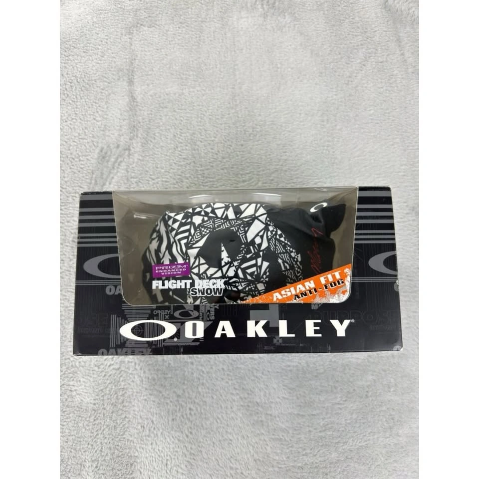 Oakley NWT Snowboarding Goggles Flight Deck Prizm OO7050 Red/Ora - photo 3