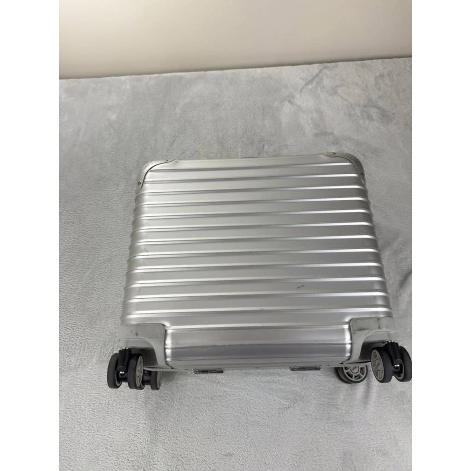 Rimowa Topas Aluminum Business Carry-On - photo 4