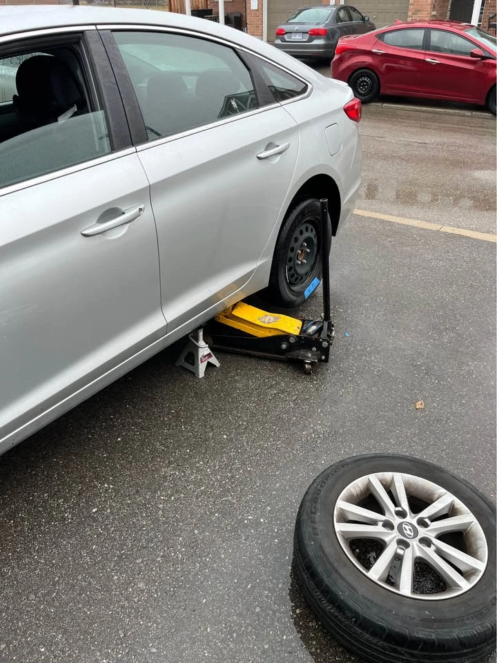 Mobile Tire Swap (On Rims) – Fast & Reliable - photo 3