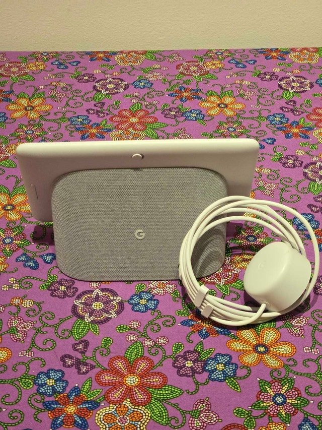 Google Nest Hub Smart Display 7" Assistant Touchscreen - photo 2