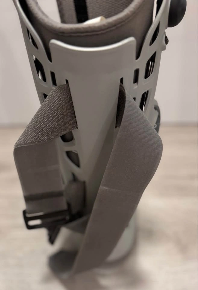 M Air boot with cast cover for showering.. Women 8-12, men 7-11. - photo 4
