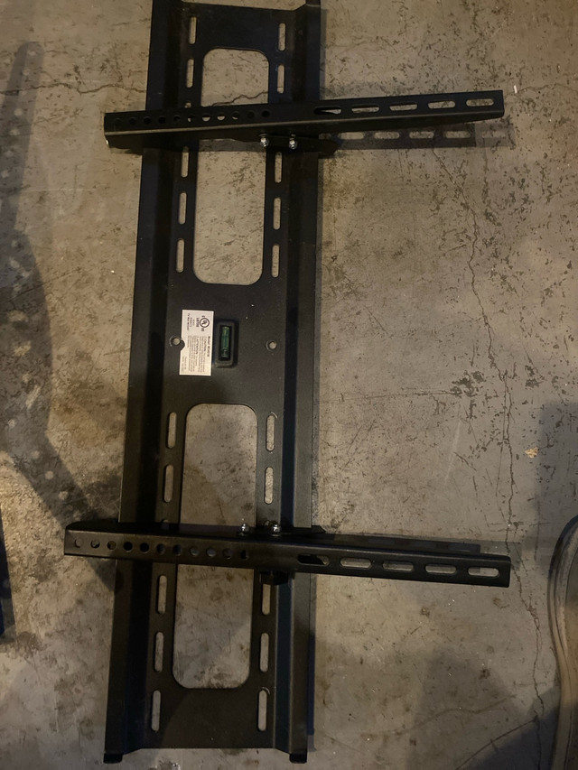 TygerClaw TV Wall Mount - photo 2