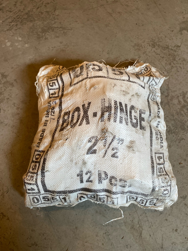 box hinges 2 1/2 inch chain link - photo 2