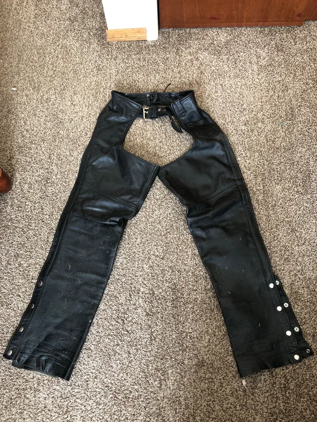 Woman’s Motorcycle chaps thumbnail