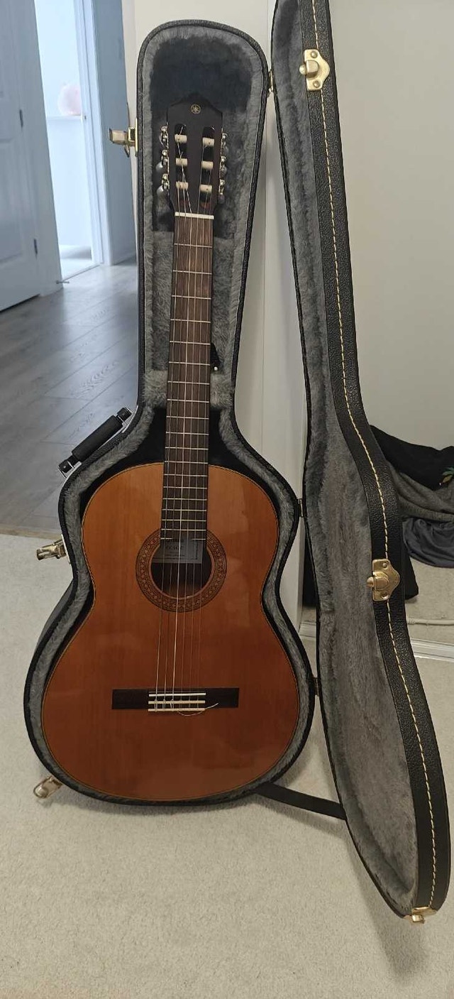 Yamaha CG142C Classical Guitar