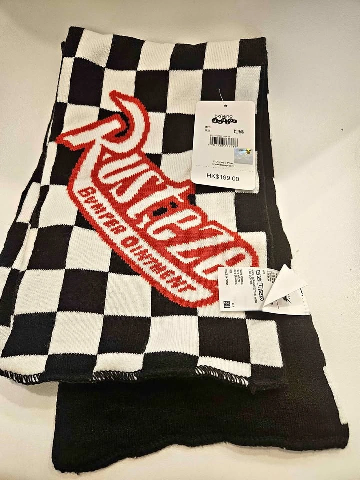Scarf (BRAND NEW!)