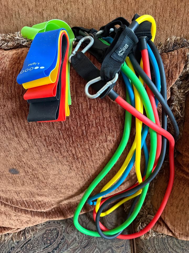 Jump Rope, Stretch Bands, Finger Strengthener - photo 4