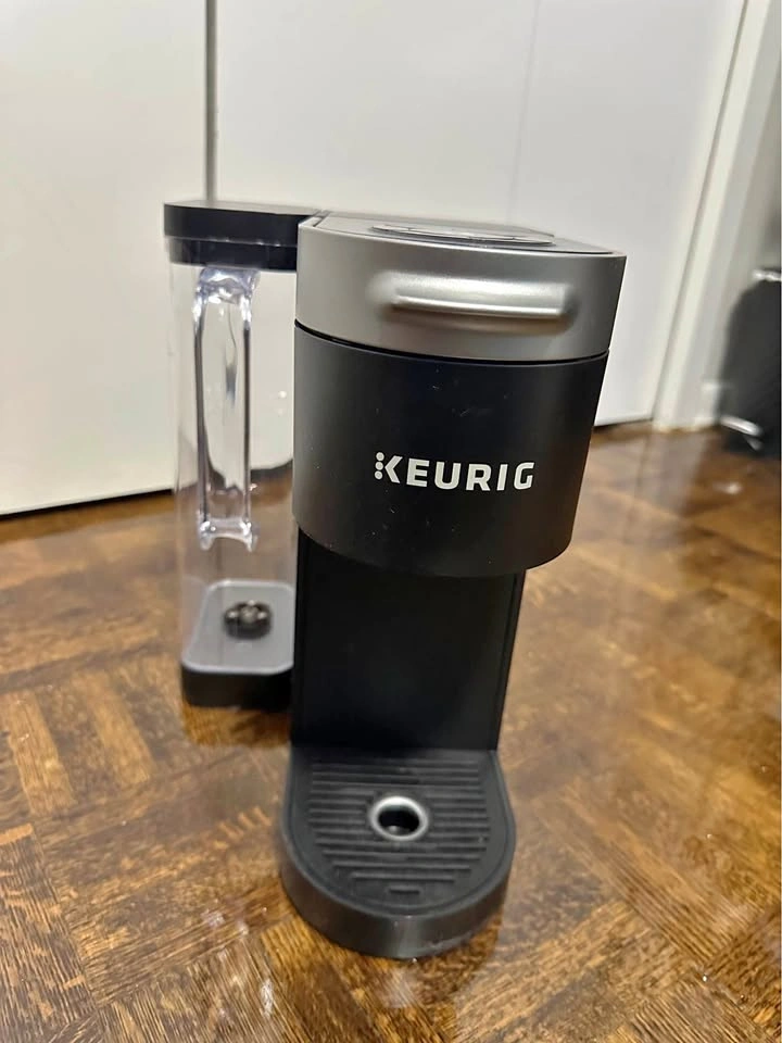 Keurig Coffee Maker – Great Condition