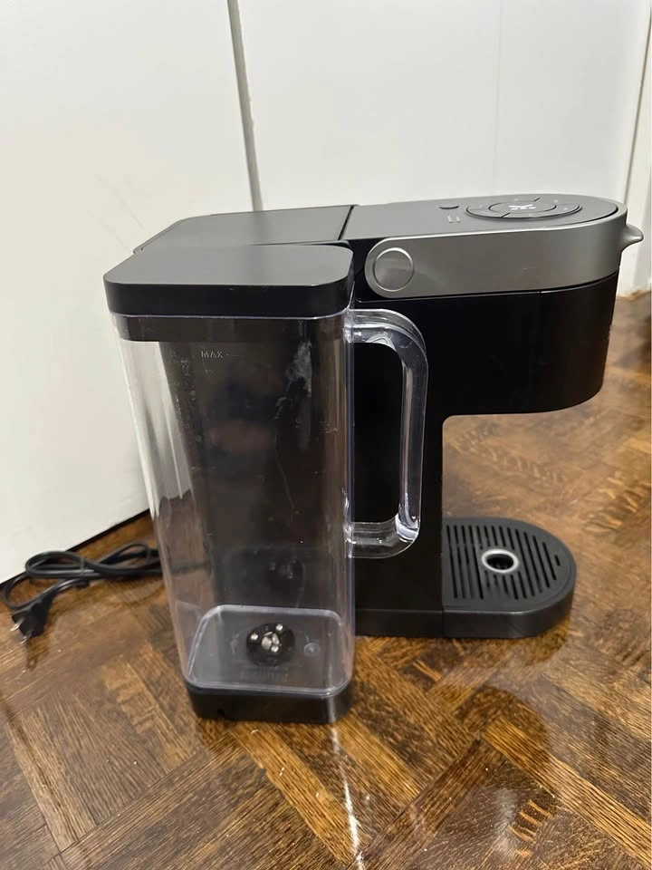 Keurig Coffee Maker – Great Condition - photo 4